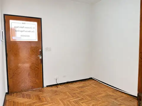 Oficina en Venta 55 años