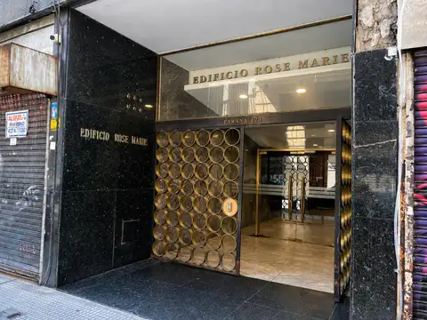 Oficina en Paraná 123 Esquina Bmitre - Vigilancia