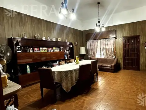 Depto Tipo Casa en Venta de 8 ambientes