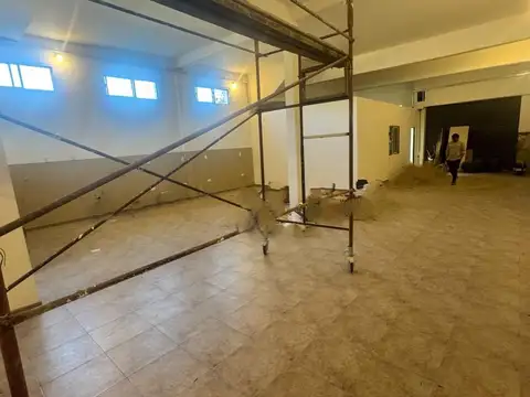 Local en Alquiler en Haedo, $ 2.300.000