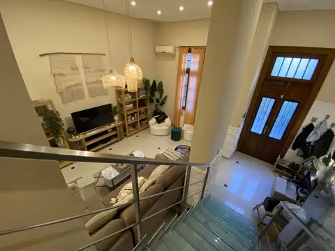 Depto Tipo Casa en Venta de 3 ambientes