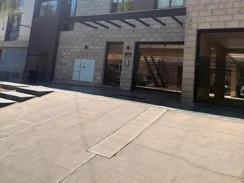 Confort, Seguridad y ubicación. Dúplex en Alquiler