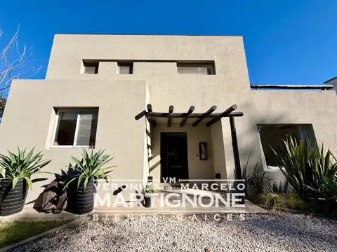 Muy Linda Casa En Venta En Los Potrillos, Fátima, Pilar