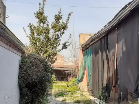 Casa 4 ambientes con 1 baño