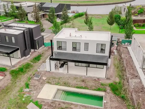 Casa  en Venta en El Naudir, Escobar, G.B.A. Zona Norte