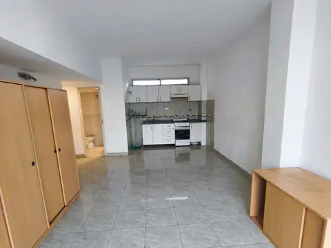 ALQUILER DE DEPARTAMENTO - BACACAY AL 2100