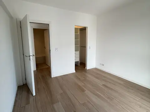 Departamento en Alquiler con 1 cocheras