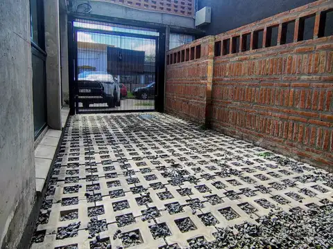 venta 3 ambientes con cochera en villa dominico apto credito