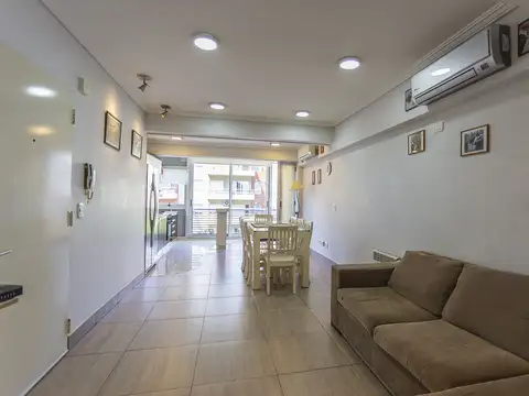 DEPARTAMENTO 4 AMBIENTES EN CABALLITO CON COCHERA