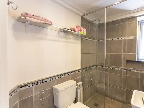 Departamento 4 ambientes con 3 baños