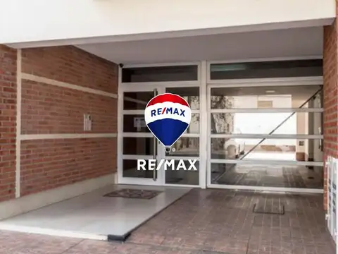 Macrocentro. 12 de Octubre 300