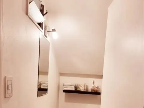 Depto Tipo Casa en Venta con 2 cocheras