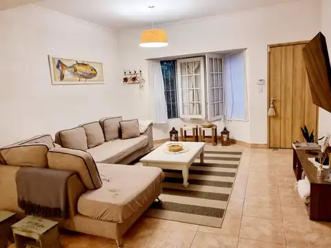 Depto Tipo Casa en Venta de 5 ambientes