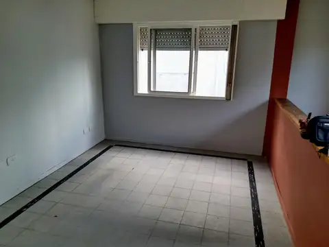 Belgrano 252 , Piso 1