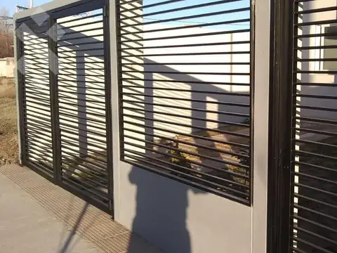 Depto Tipo Casa en Alquiler de 4 ambientes