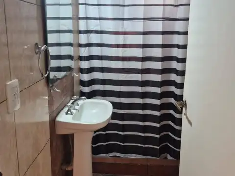 CASA EN ALQUILER - VILLA ADRIANA