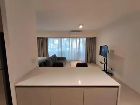 DEPARTAMENTO - ALQUILER - CHACARITA - MONOAMBIENTE C/BALCON Y PARRILLA - COCHERA