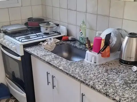 Monserrat,2amb,amplio,lateral,con renta, muy buena ubicación