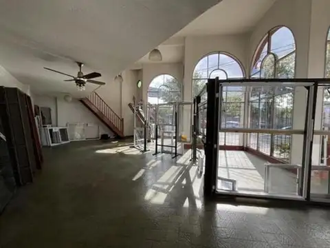 Local en Venta en Ituzaingó Sur, USD 235.000