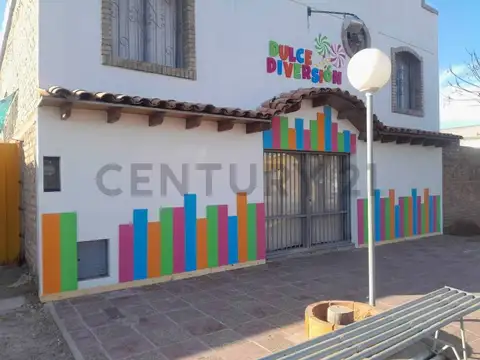 Vendo Salon comercial ideal para eventos en Gutierrez, Maipu, Mendoza