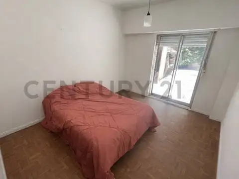Departamento en Venta 3 ambientes con 2 patios y parrilla, Saavedra.