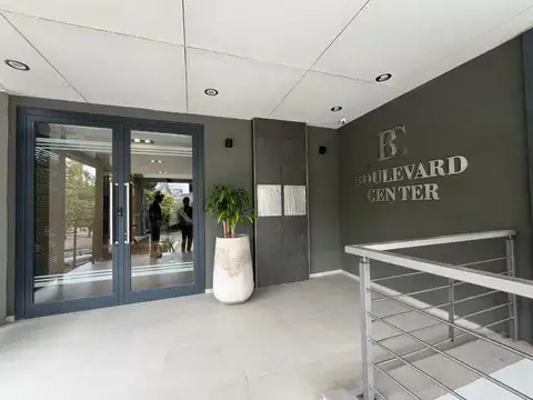 SE VENDE DEPTO 2 DORM CON COCHERA EN BV CENTER
