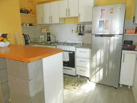 Departamento en Venta en Villa General Mitre, USD 170.000