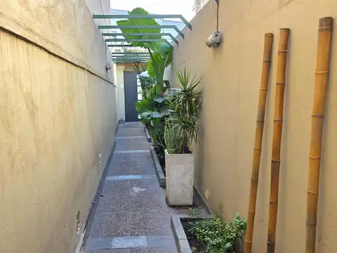 Depto Tipo Casa en Venta de 4 ambientes