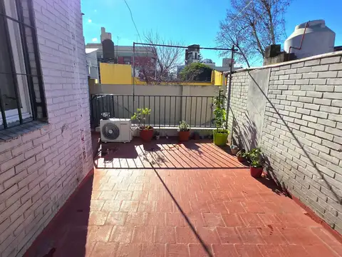 Carrasco 582: IMPECABLE PH 4amb.   patio   terraza (ideal 2 familias o un buen quincho/office)