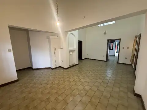 Casa en Alquiler de 3 dormitorios