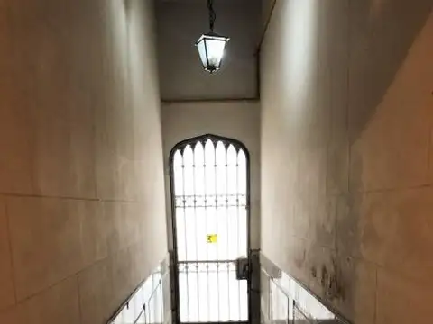 LAUTARO 100, Piso PB