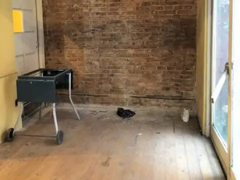 Depto Tipo Casa en Venta 70 años