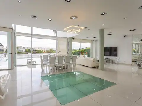 Casa a la Laguna Nuevo Quilmes Piscina