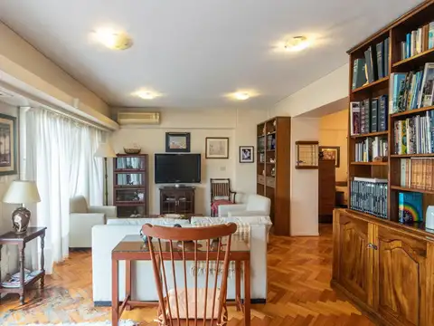 Departamento en Venta en Parque Rivadavia, USD 349.000