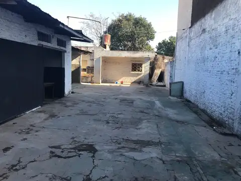 VENTA - LOCAL/GALPON CON PLAYON VEHICULIRA - SAN MIGUEL