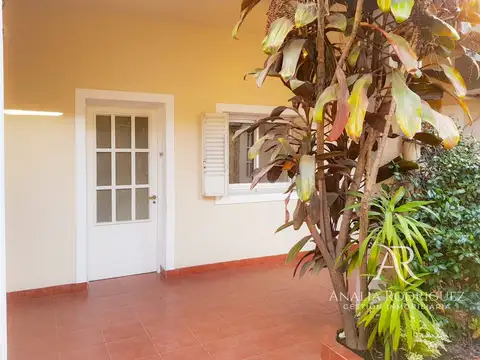ALQUILER – DEPARTAMENTO TIPO PH - 2 AMBIENTES CON PATIO - BOULOGNE
