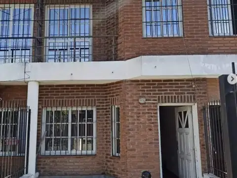Tríplex en alquiler en Quilmes