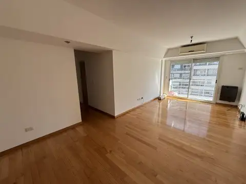 Departamento en Alquiler en Parque Chacabuco, $ 1.390.000