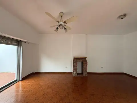 Depto Tipo Casa en Venta con 1 cocheras