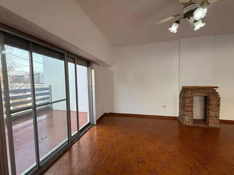 Depto Tipo Casa en Venta en Temperley, USD 90.000