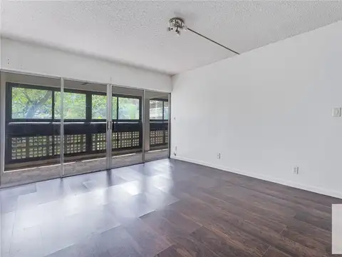 Departamento en venta - 2 Dormitorios 2 Baños - Lauderhill