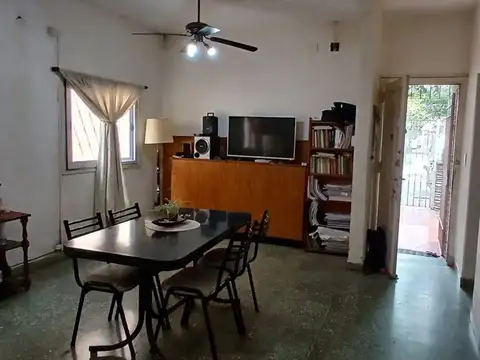 Depto Tipo Casa en Venta con 1 cocheras