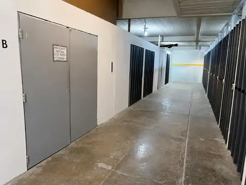 Galpon en Venta 11  mts Fondo