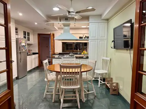 Departamento en Venta con 2 cocheras