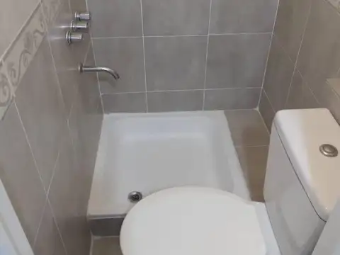 Depto Tipo Casa en Venta al Este