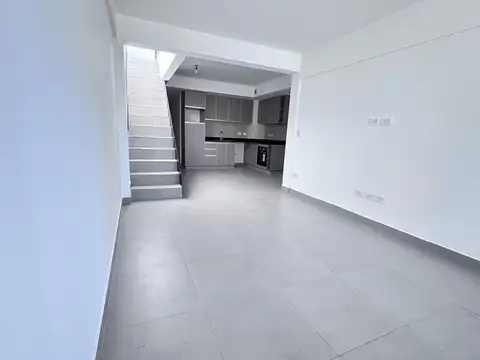 Depto Tipo Casa en Venta en Villa General Mitre, USD 189.900