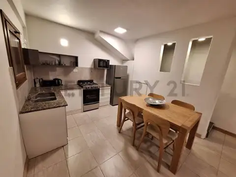 Cnel. Rhode 800, Piso 0