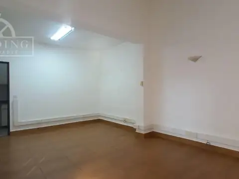 Oficina en Venta en Acassuso Santa Fe  /  Fleming, USD 125.000