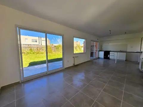Casa en Alquiler en Dique Luján, USD 1.300