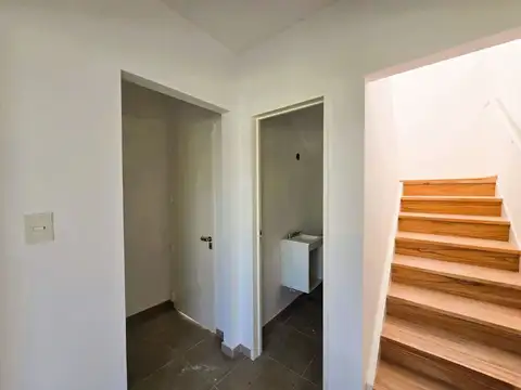 Casa 4 ambientes con 1 baño